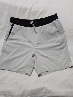 Ten Thousand Interval Shorts LG Unlined 7" Inseam Active Fitness Workout GRAY